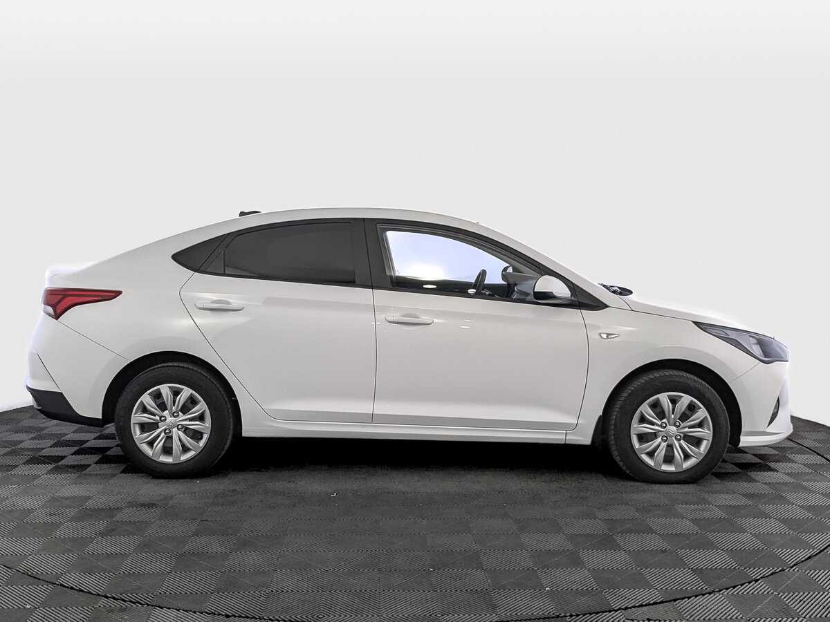 Hyundai Solaris, 2022 - фото №4