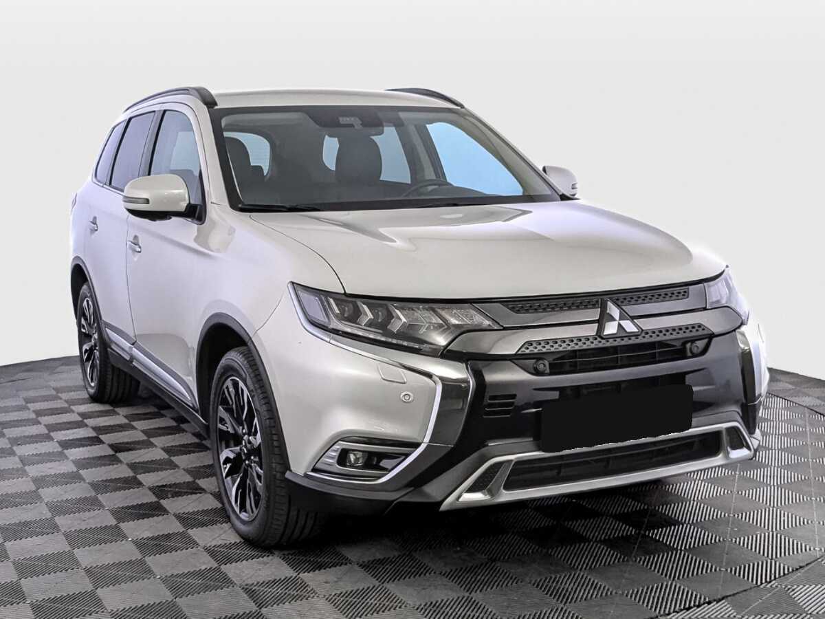 Mitsubishi Outlander, 2021 - фото №3