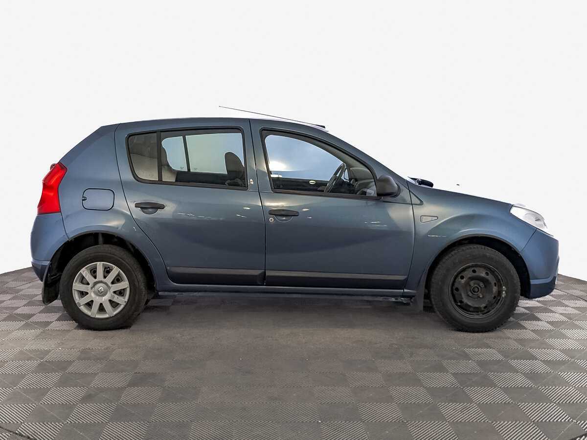 Renault Sandero, 2012 - фото №4