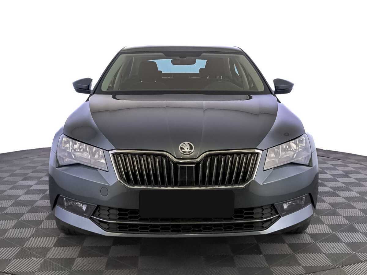 Skoda Superb, 2019 - фото №2