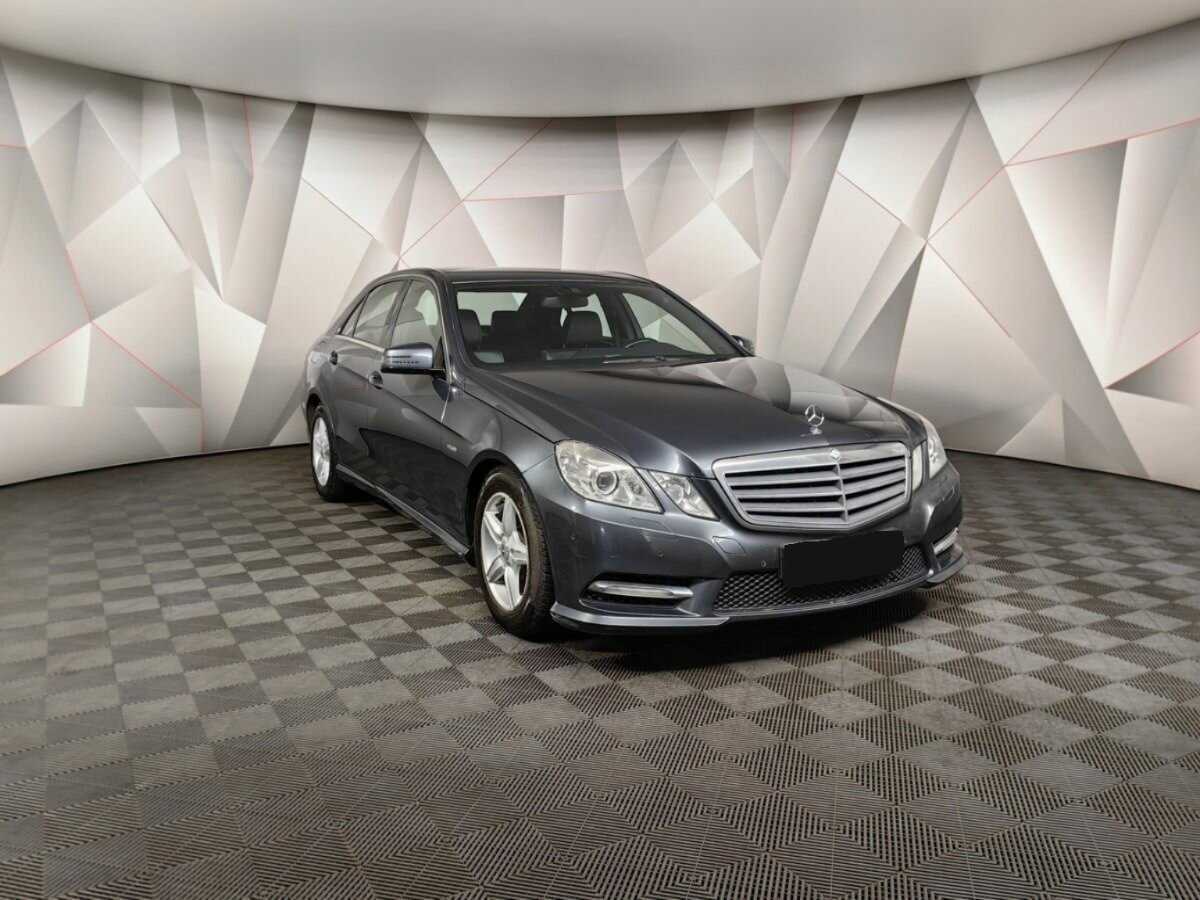 Mercedes-Benz E-Класс 200 7G-Tronic, 2012 - фото №3