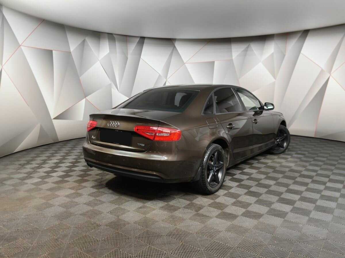 Audi A4, 2013 - фото №2