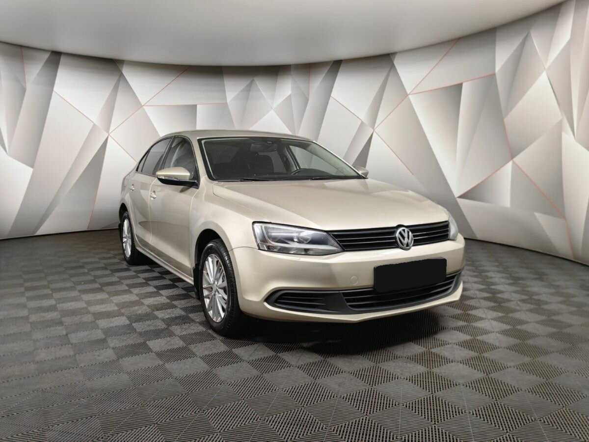 Volkswagen Jetta, 2012 - фото №3