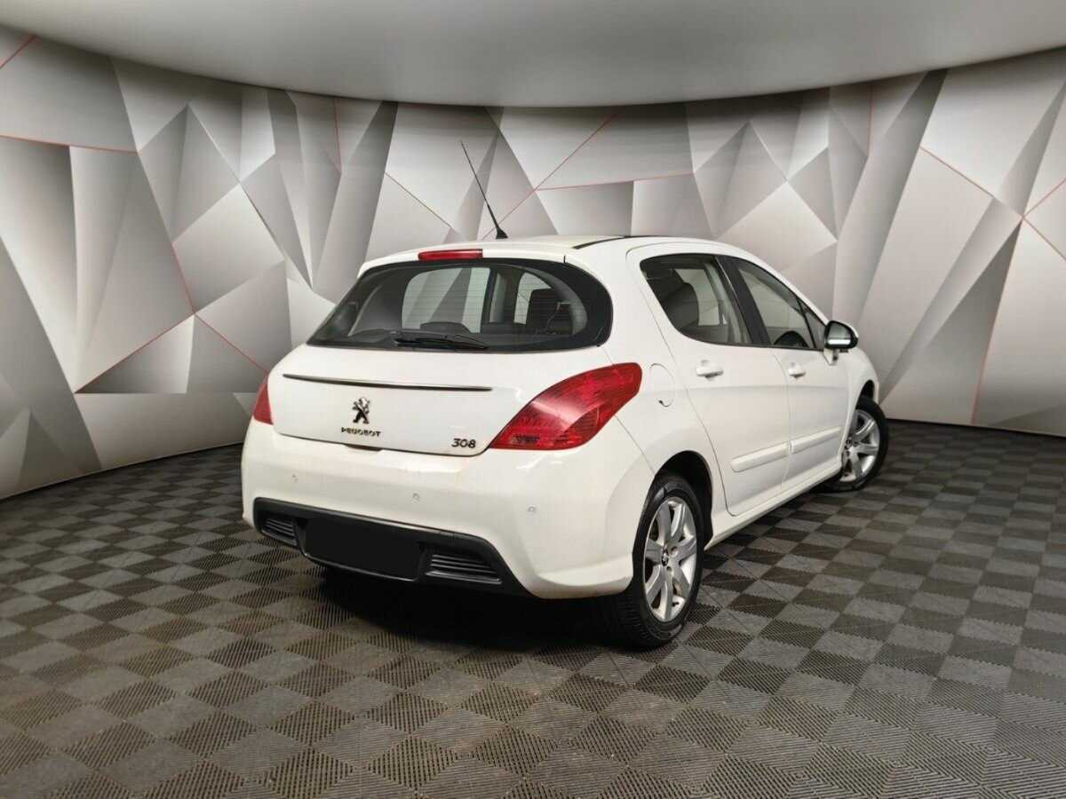 Peugeot 308, 2012 - фото №2