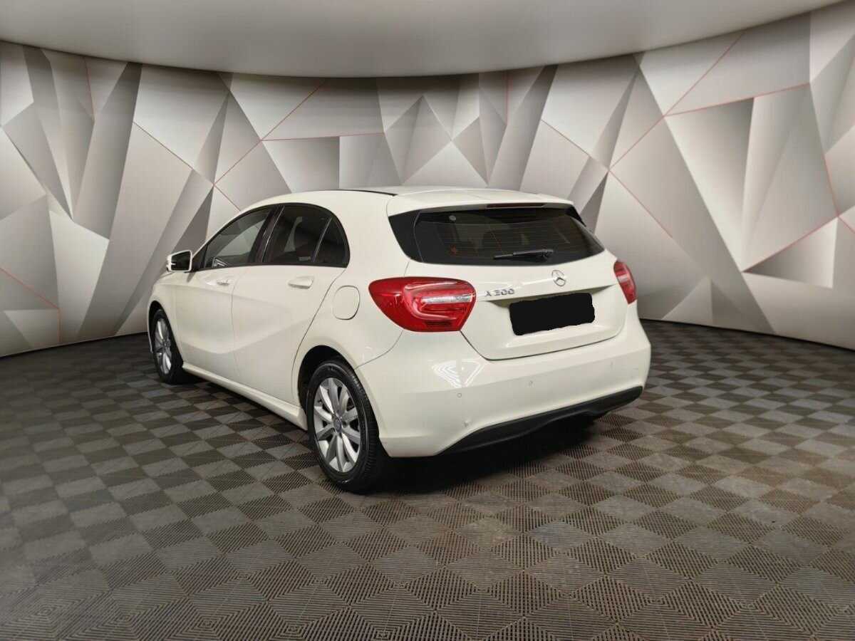 Mercedes-Benz A-Класс 200, 2013 - фото №4