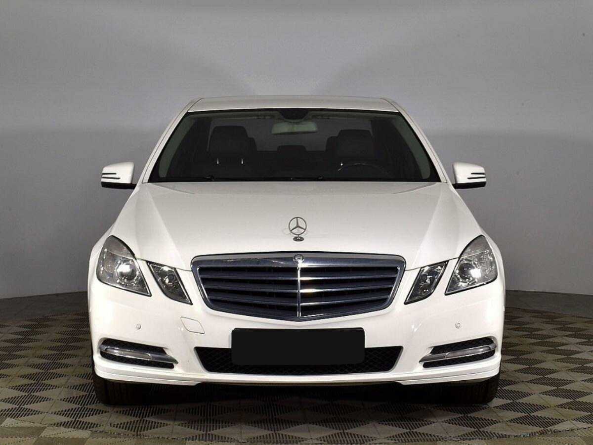 Mercedes-Benz E-Класс 200 7G-Tronic, 2012 - фото №3