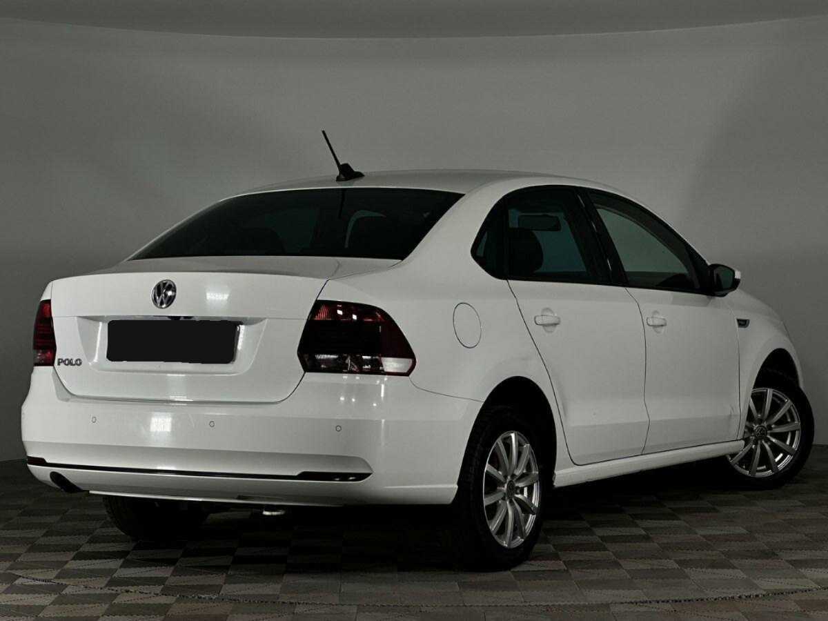 Volkswagen Polo, 2018 - фото №2