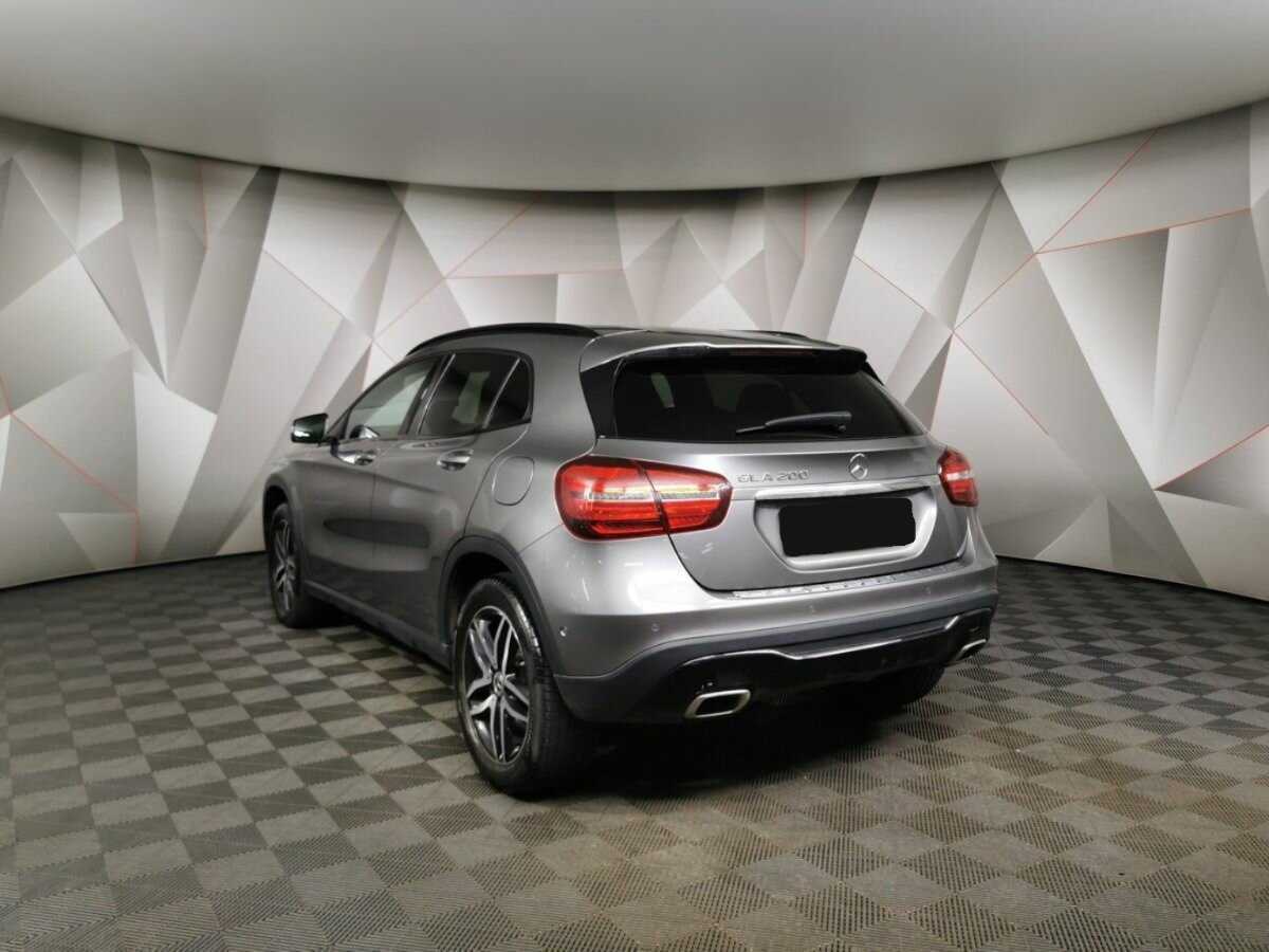 Mercedes-Benz GLA 200, 2019 - фото №4