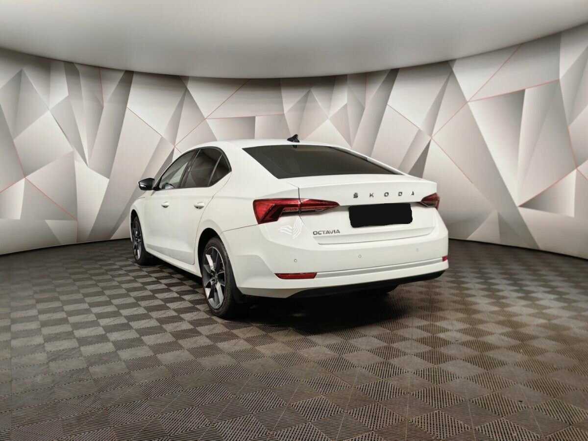 Skoda Octavia, 2021 - фото №4