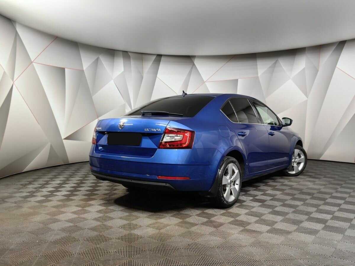 Skoda Octavia, 2019 - фото №2