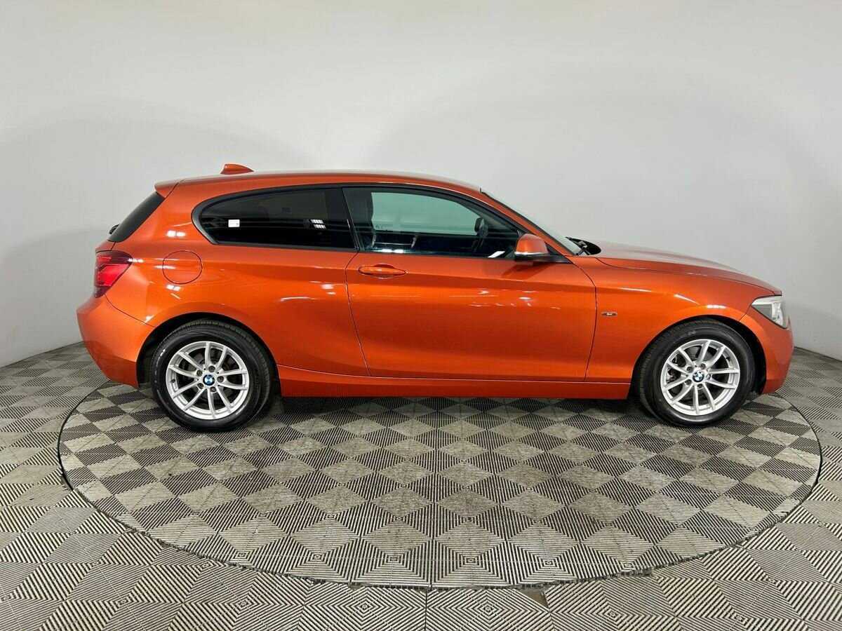 BMW 1 серии 118i, 2013 - фото №4