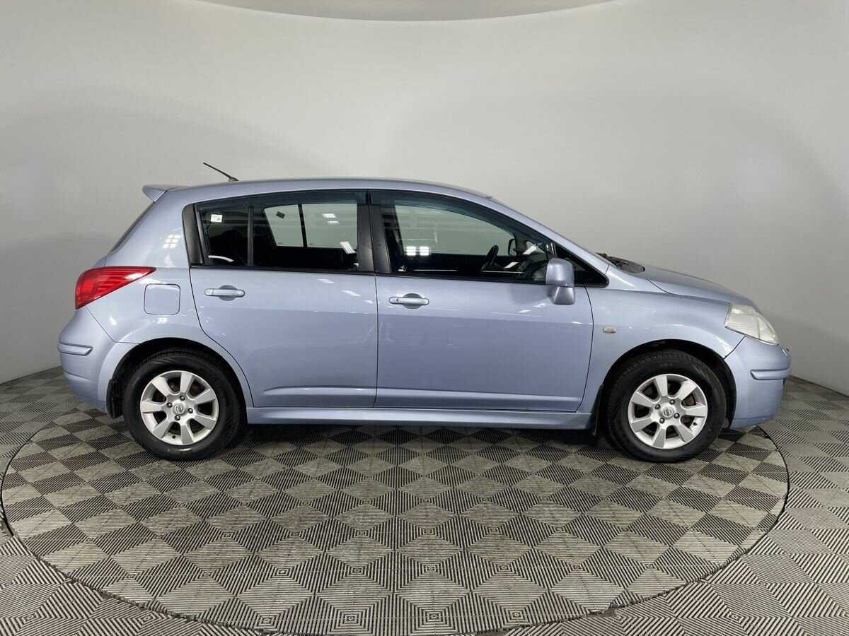 Nissan Tiida, 2013 - фото №4