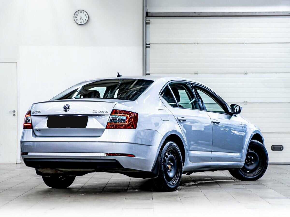Skoda Octavia, 2018 - фото №3