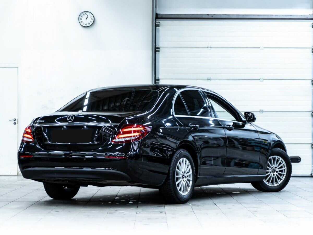 Mercedes-Benz E-Класс 200 d, 2018 - фото №4
