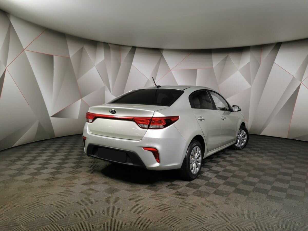 Kia Rio, 2018 - фото №2