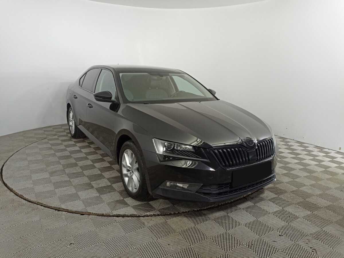 Skoda Superb, 2018 - фото №3