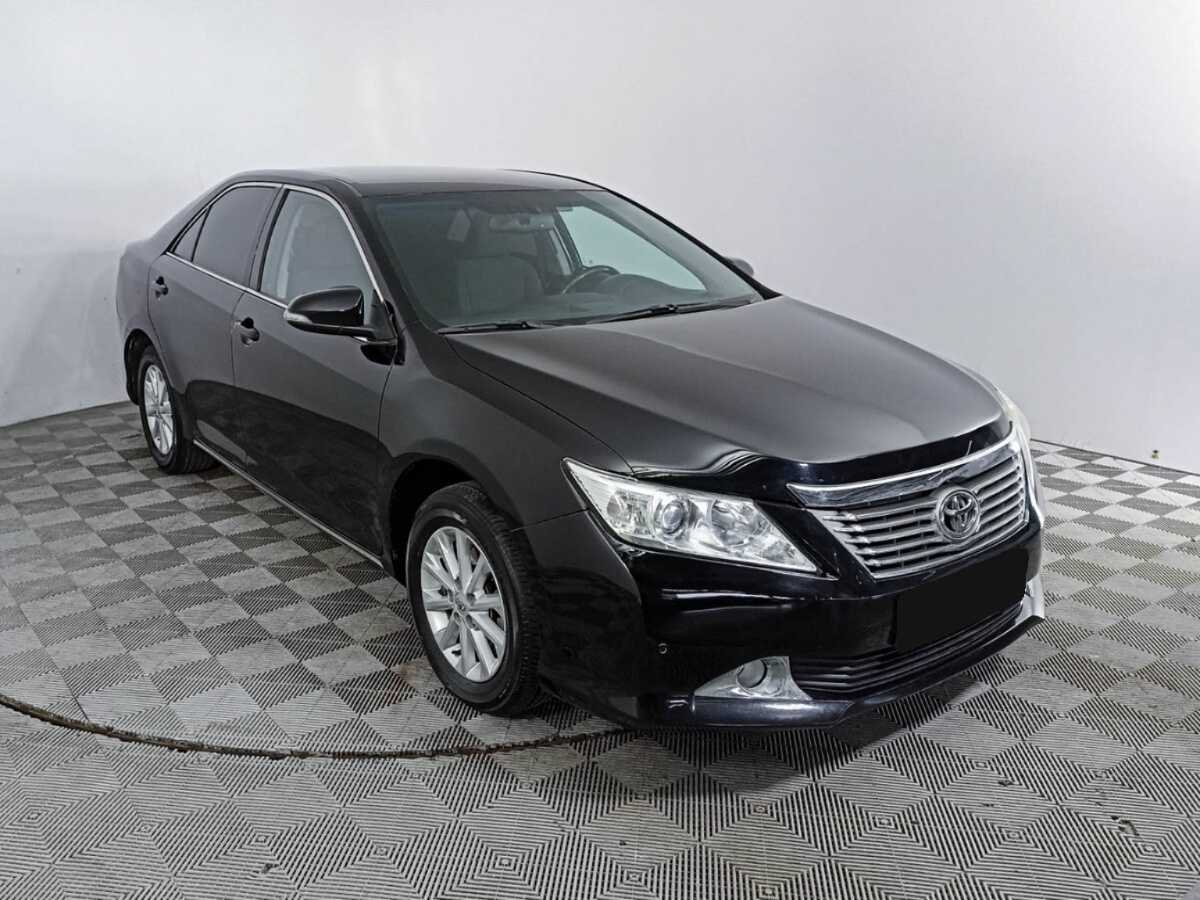 Toyota Camry, 2012 - фото №3