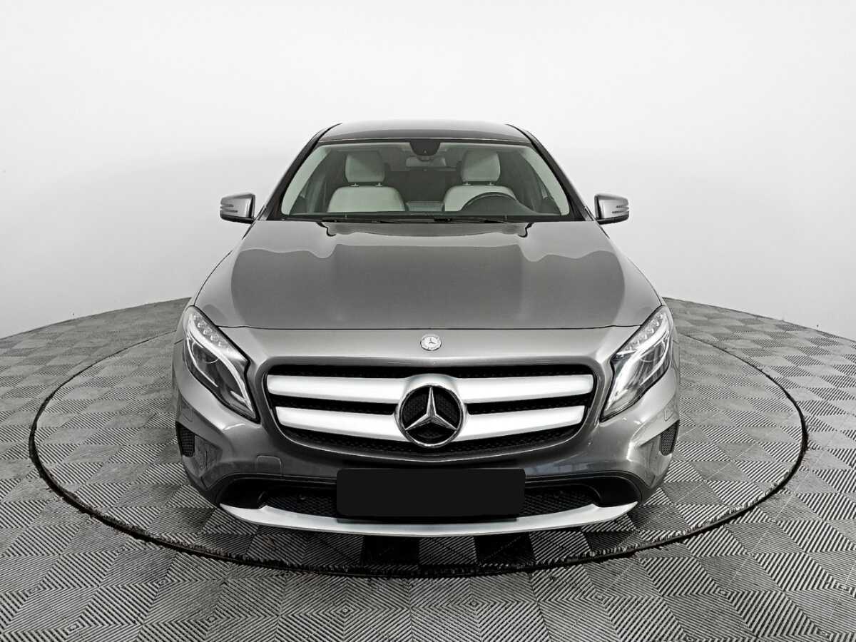 Mercedes-Benz GLA 200, 2015 - фото №2