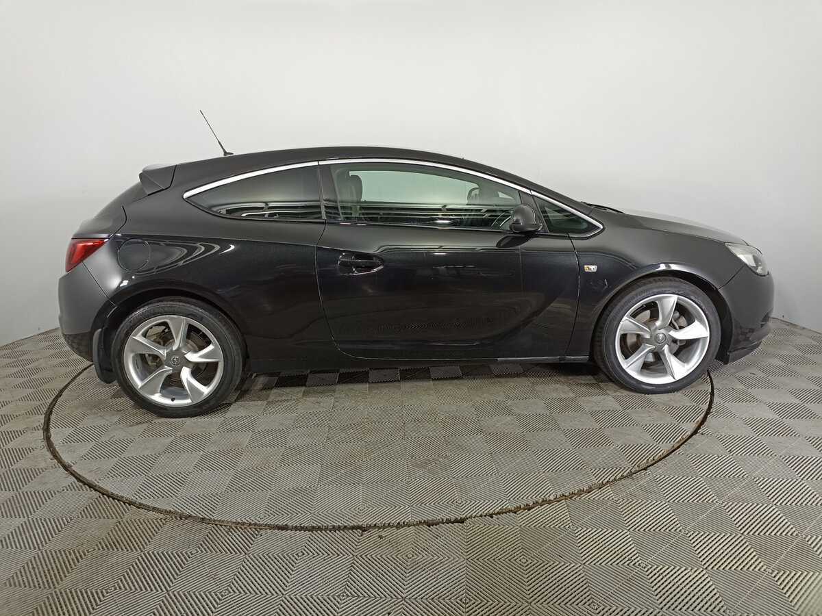 Opel Astra GTC, 2013 - фото №4