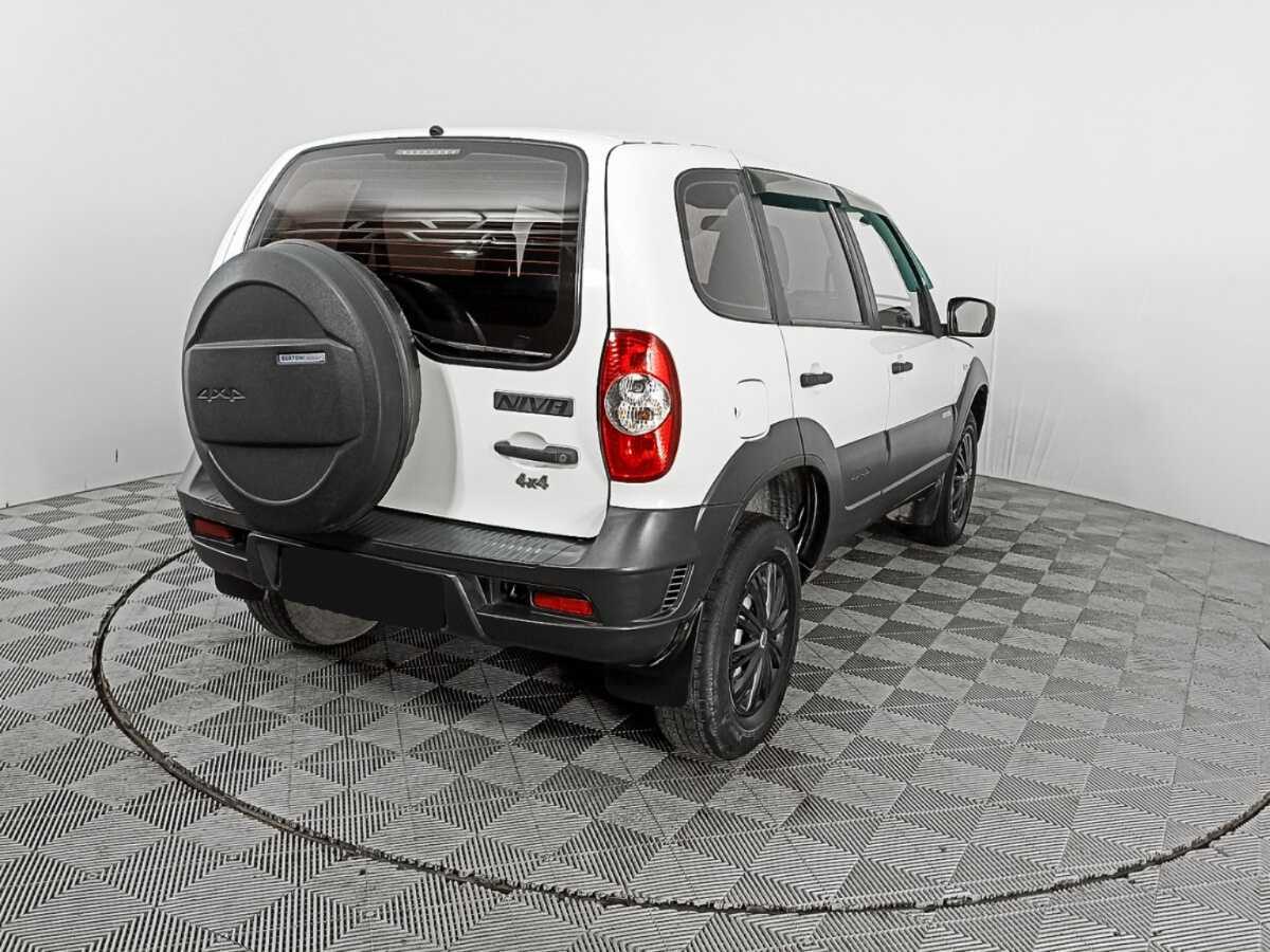 Chevrolet Niva, 2015 - фото №4