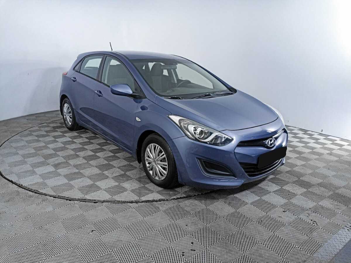 Hyundai i30, 2012 - фото №3