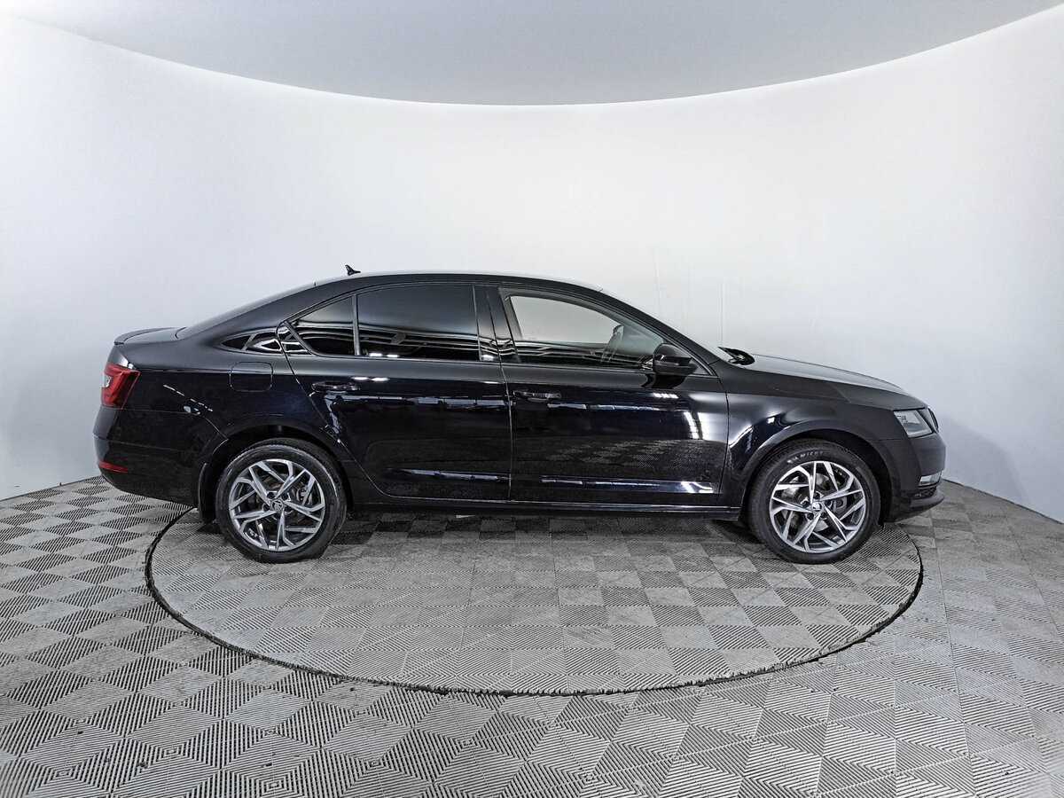 Skoda Octavia, 2018 - фото №4