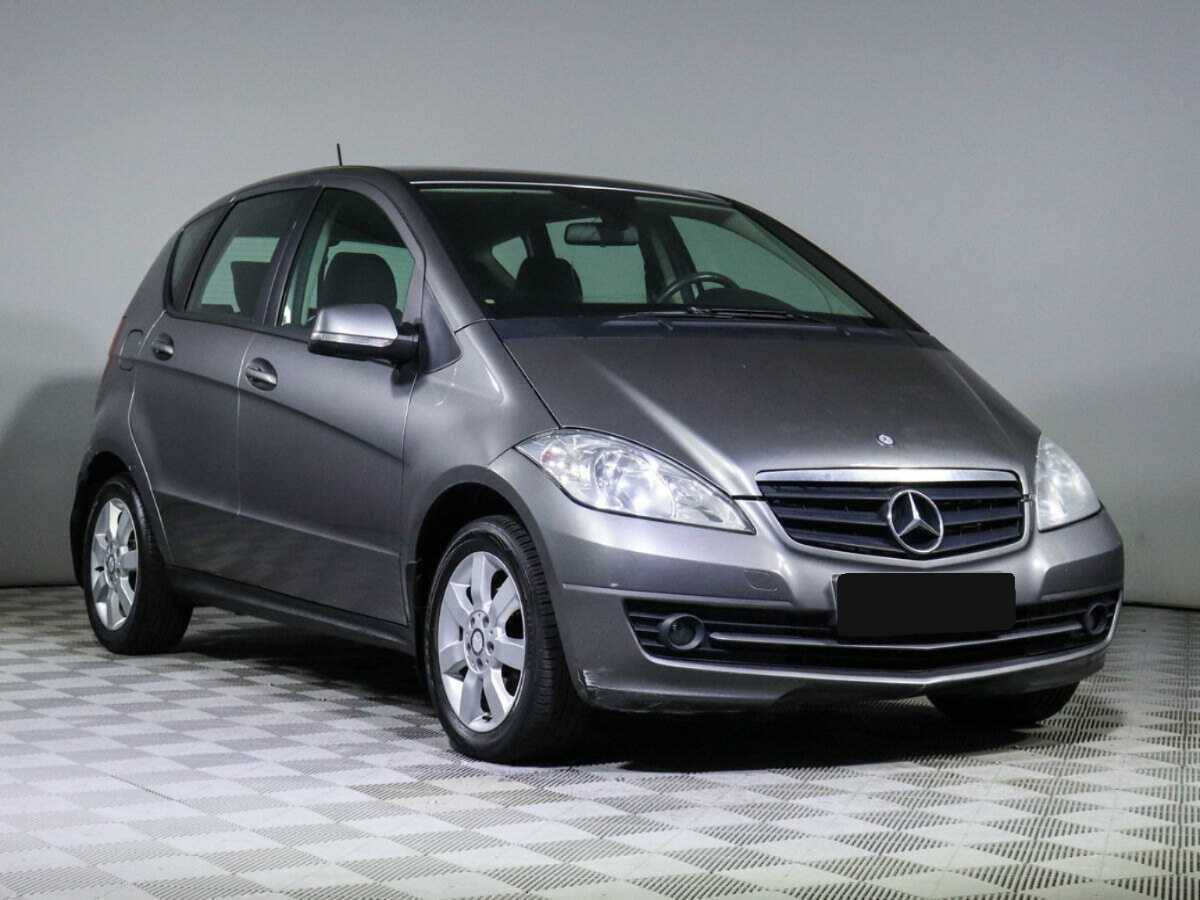 Mercedes-Benz A-Класс 180, 2012 - фото №2