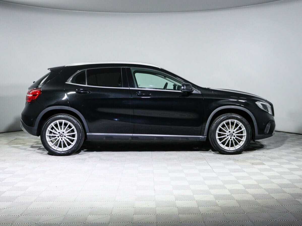 Mercedes-Benz GLA 200, 2017 - фото №4