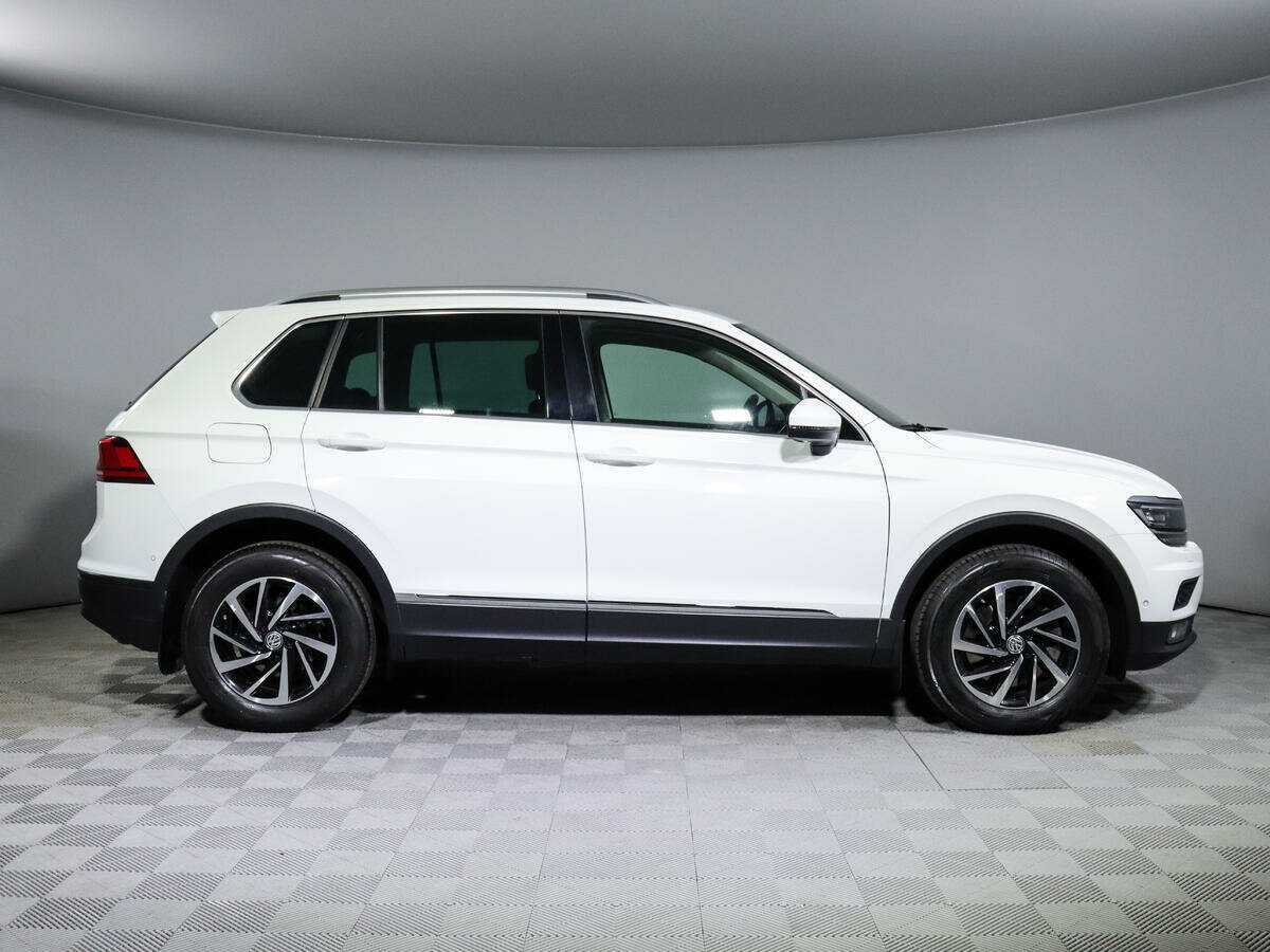 Volkswagen Tiguan, 2018 - фото №4