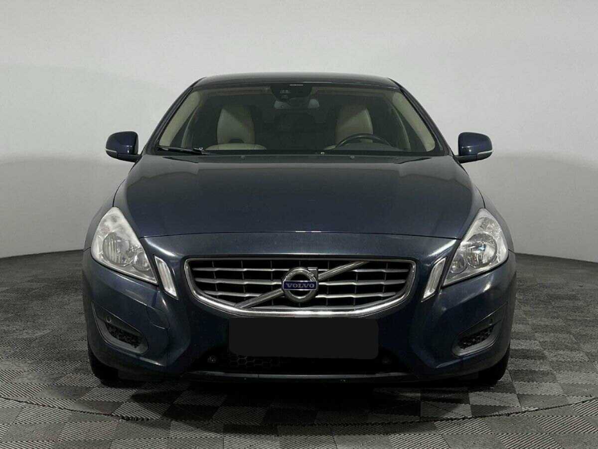 Volvo S60, 2012 - фото №2