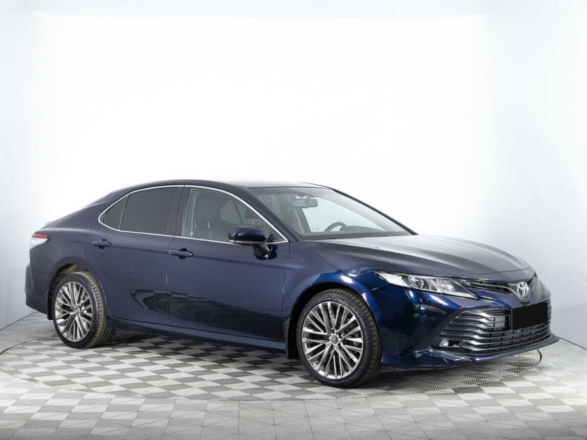Toyota Camry, 2018 - фото №3