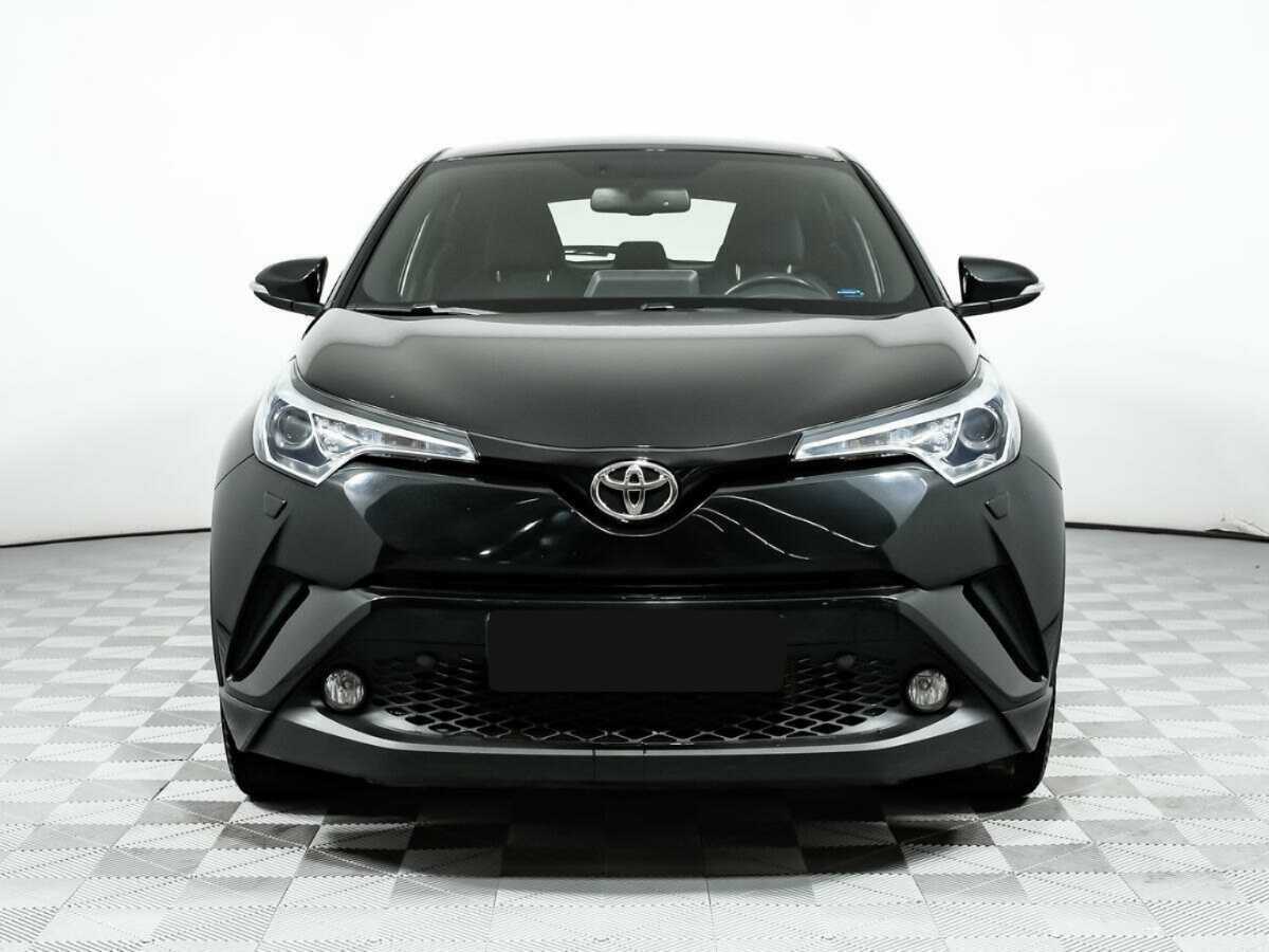 Toyota C-HR, 2018 - фото №2