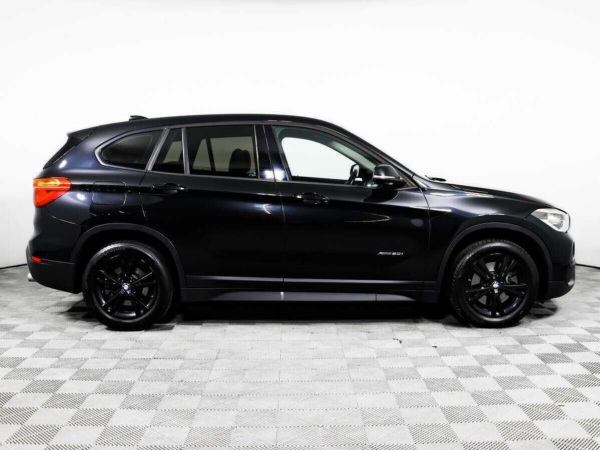 BMW X1 20i xDrive, 2017 - фото №4