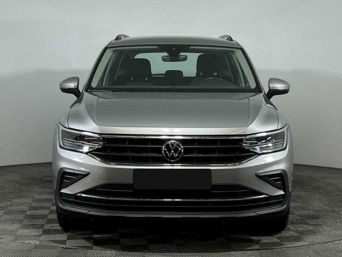 Volkswagen Tiguan, 2021 - фото №2
