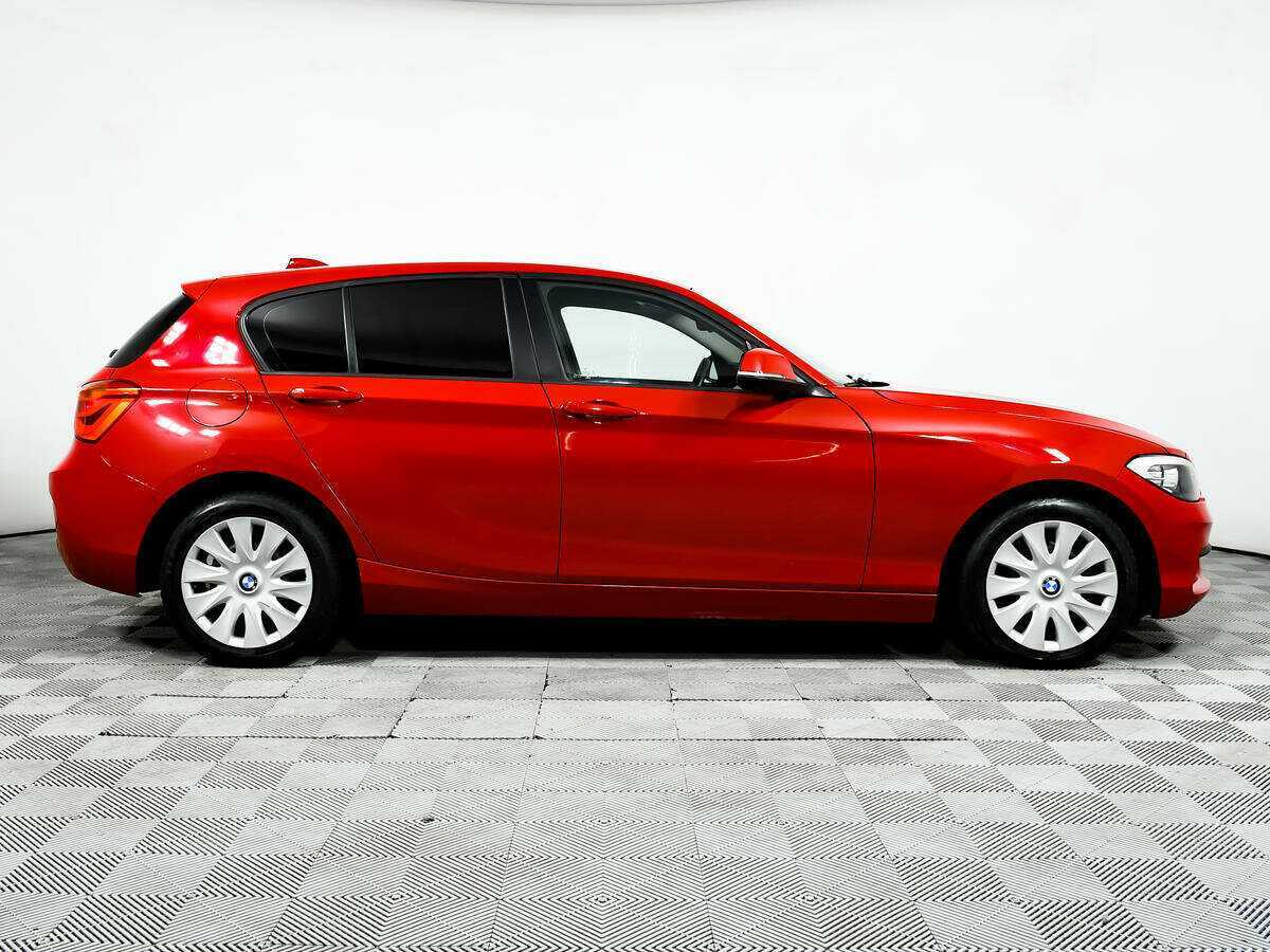 BMW 1 серии 118i, 2016 - фото №4