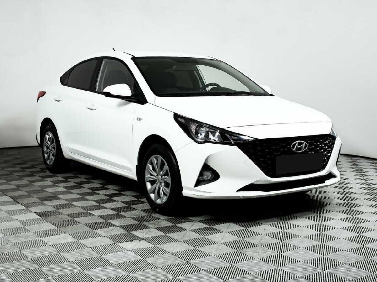 Hyundai Solaris, 2020 - фото №3