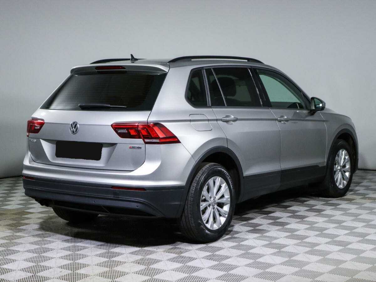 Volkswagen Tiguan, 2020 - фото №4