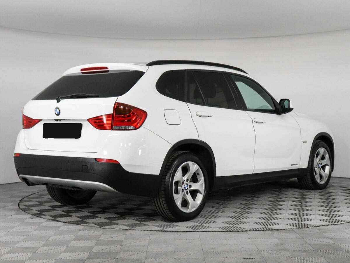 BMW X1 20d, 2012 - фото №2