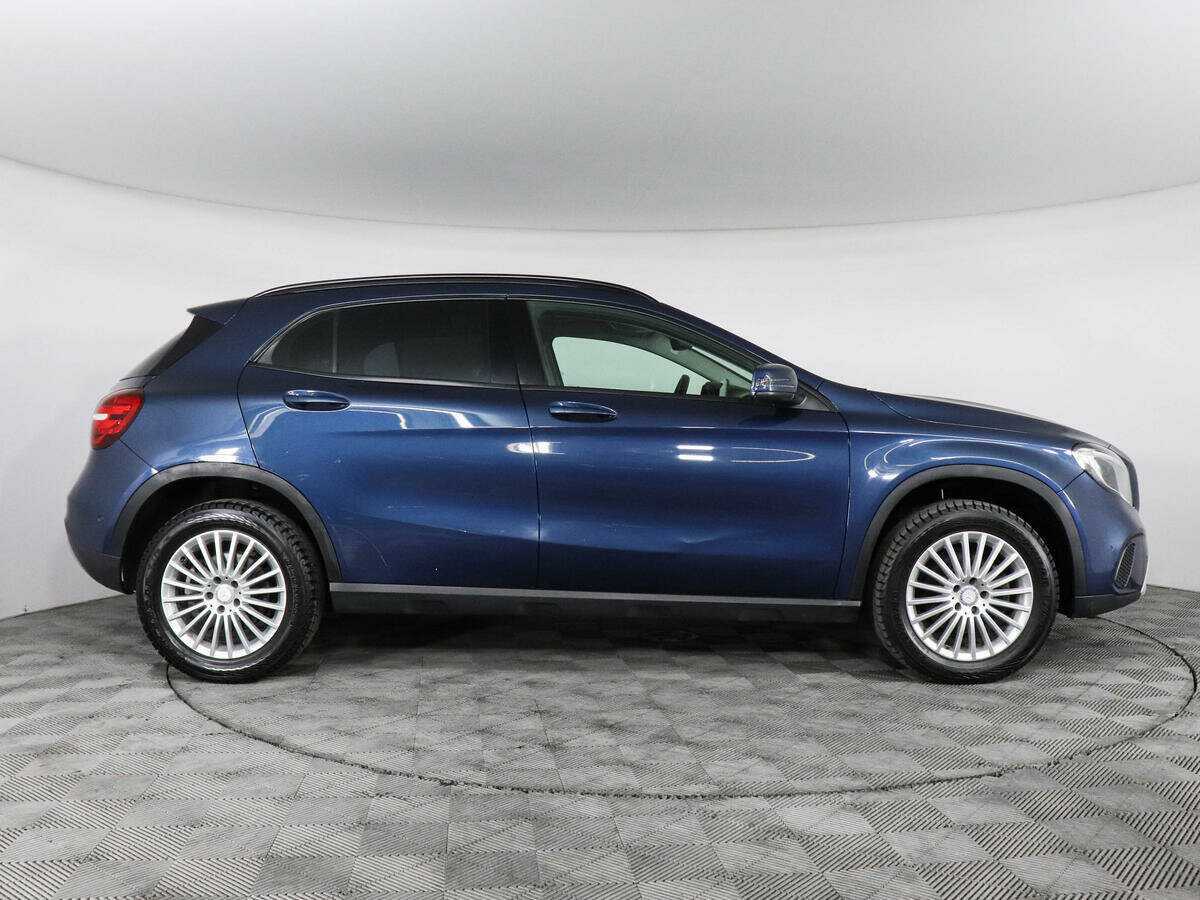 Mercedes-Benz GLA 200, 2019 - фото №4