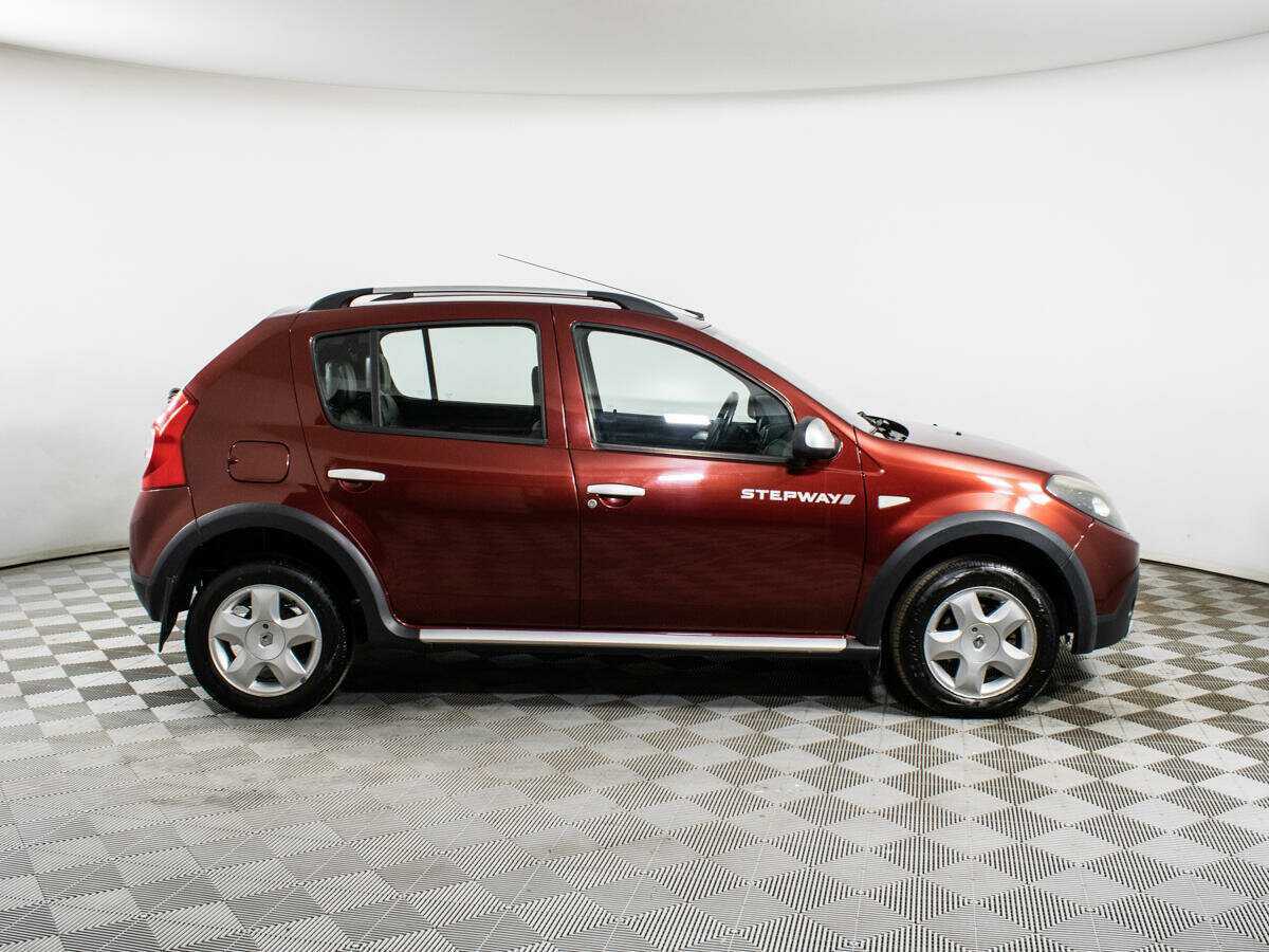 Renault Sandero, 2012 - фото №4