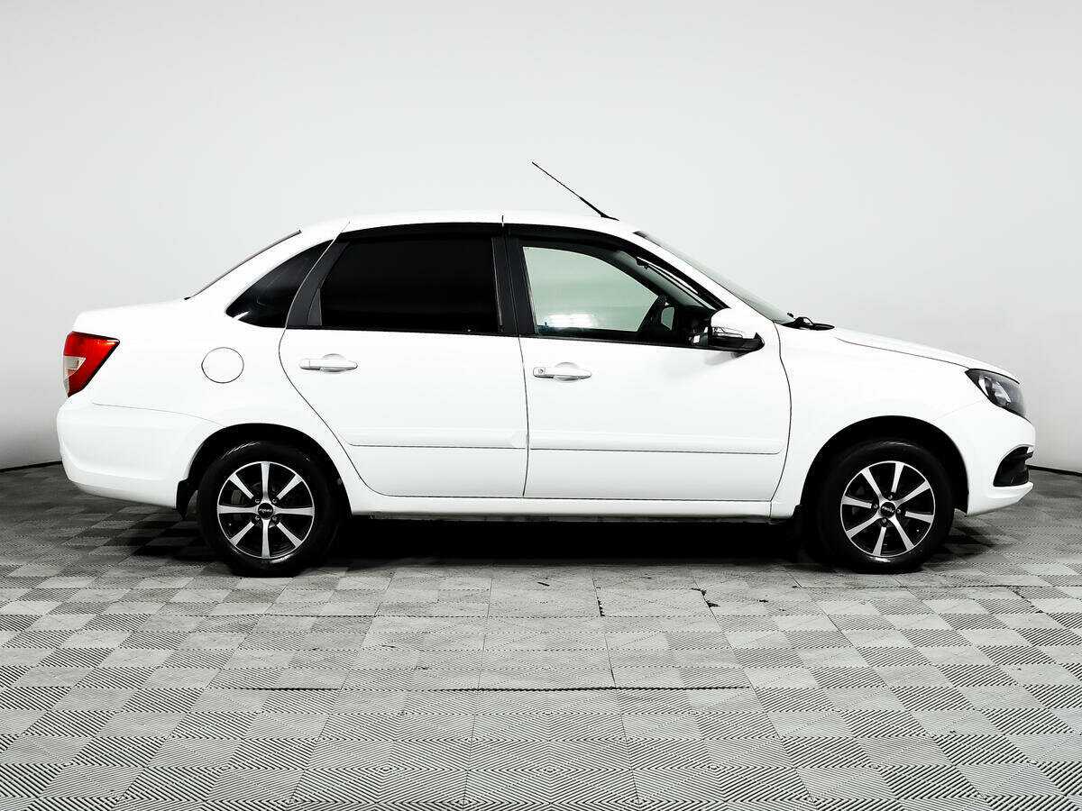 Lada (ВАЗ) Granta, 2020 - фото №4