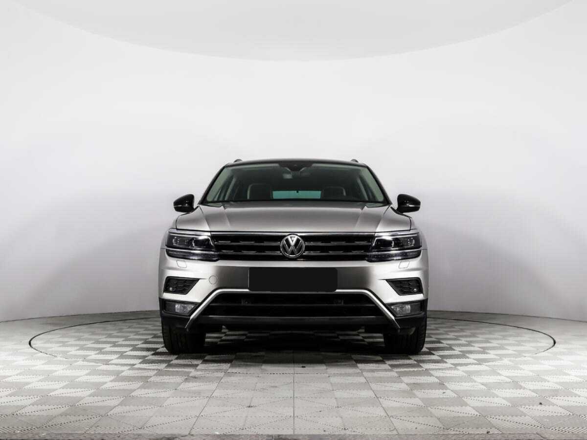 Volkswagen Tiguan, 2019 - фото №2