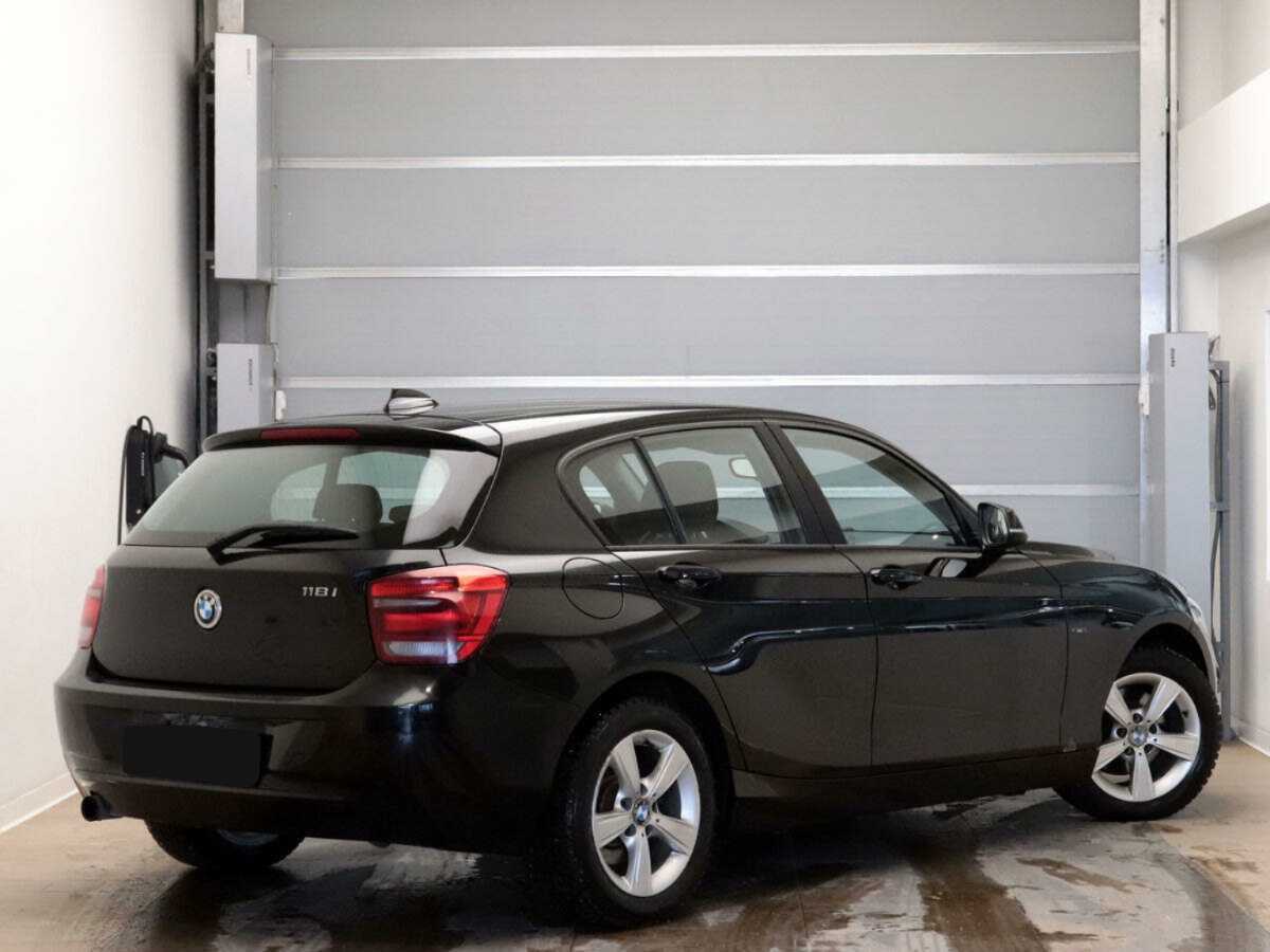 BMW 1 серии 118i, 2012 - фото №4