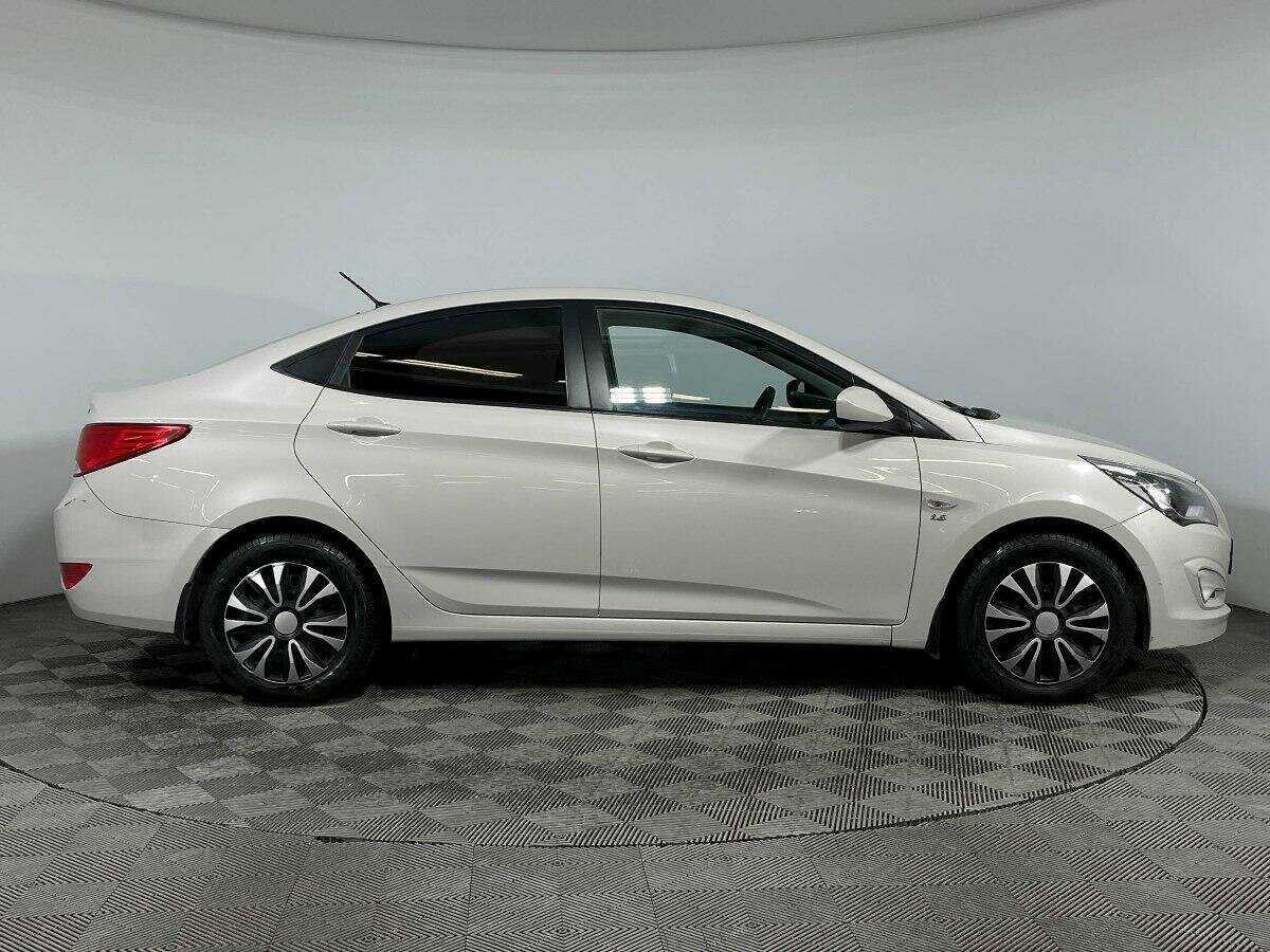 Hyundai Solaris, 2015 - фото №4