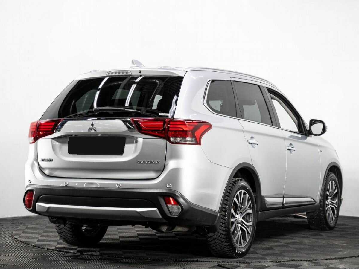 Mitsubishi Outlander, 2018 - фото №4