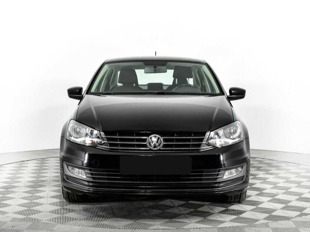 Volkswagen Polo, 2015 - фото №2