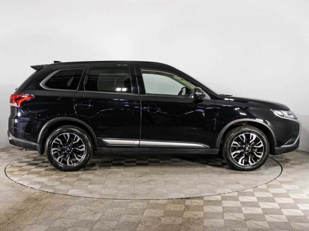 Mitsubishi Outlander, 2021 - фото №4