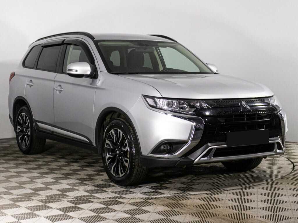 Mitsubishi Outlander, 2021 - фото №3