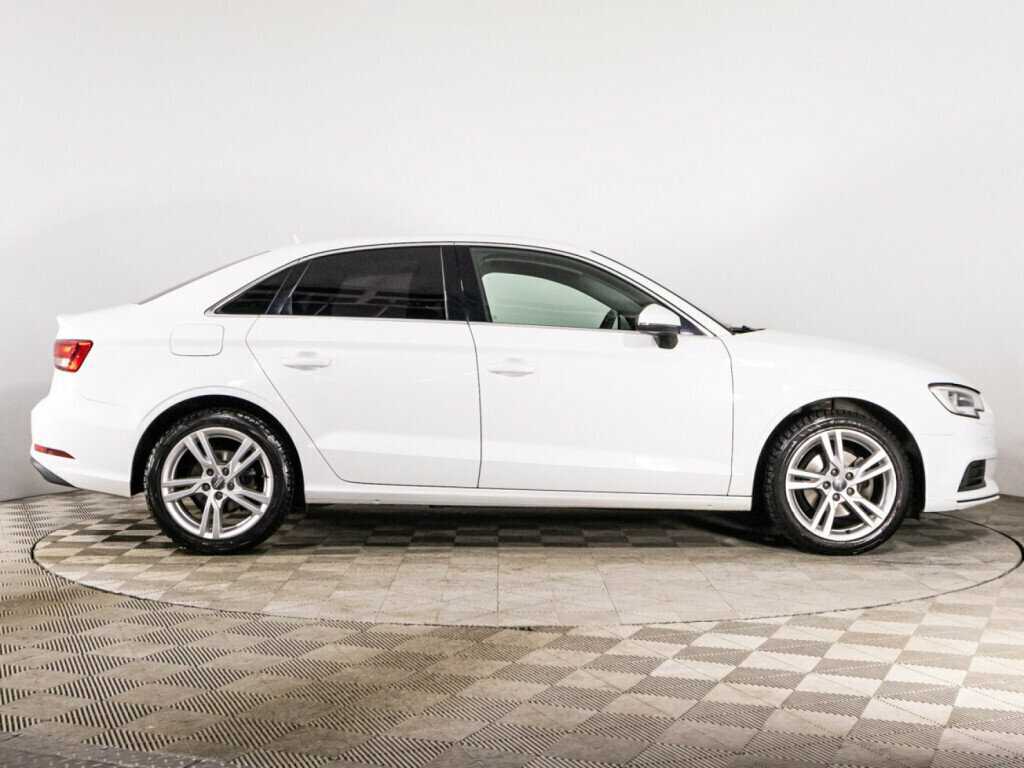 Audi A3, 2017 - фото №4