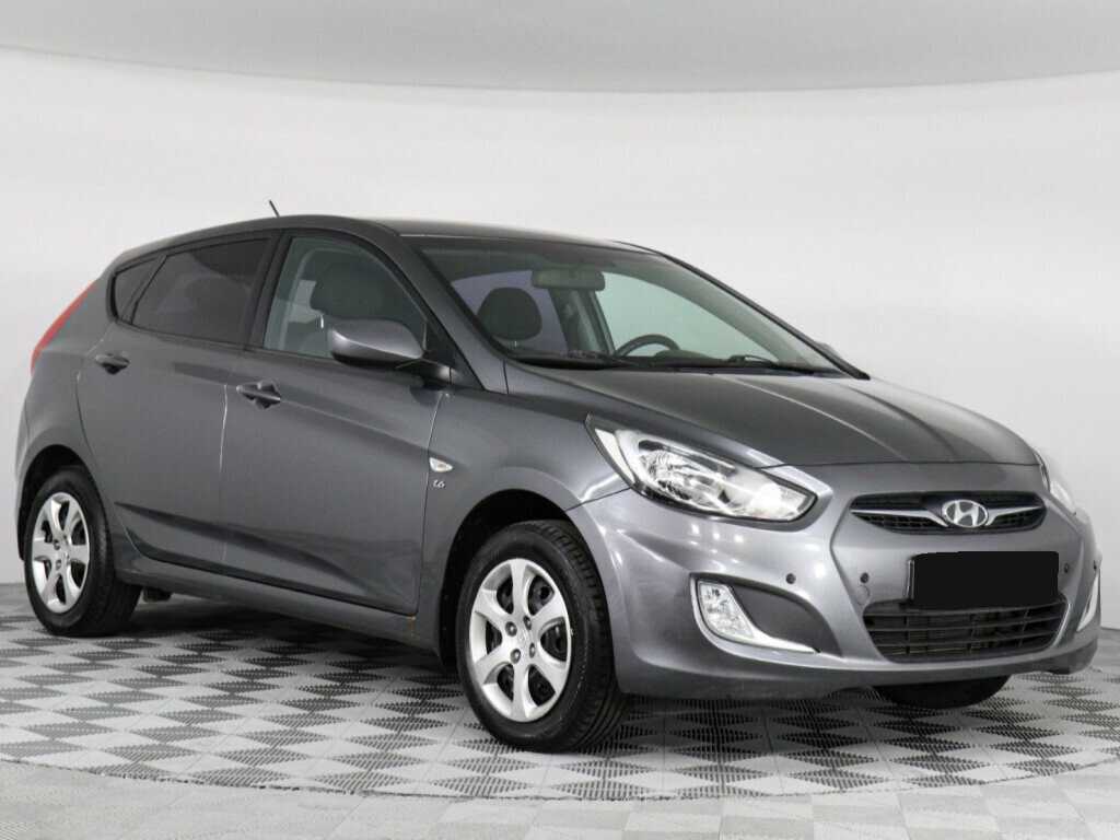 Hyundai Solaris, 2012 - фото №2